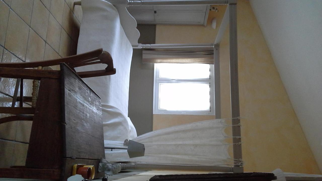 Chambres D'Hotes Soleil Et Cacao Siccieu-Saint-Julien-et-Carisieu Luaran gambar